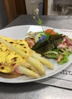 Spargel%20Kevelaerer%20Kaffeehaus%204